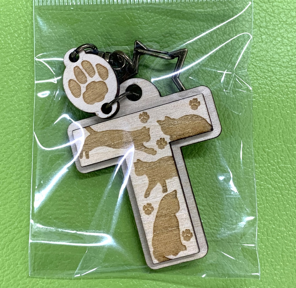 猫のウッドキーホルダー