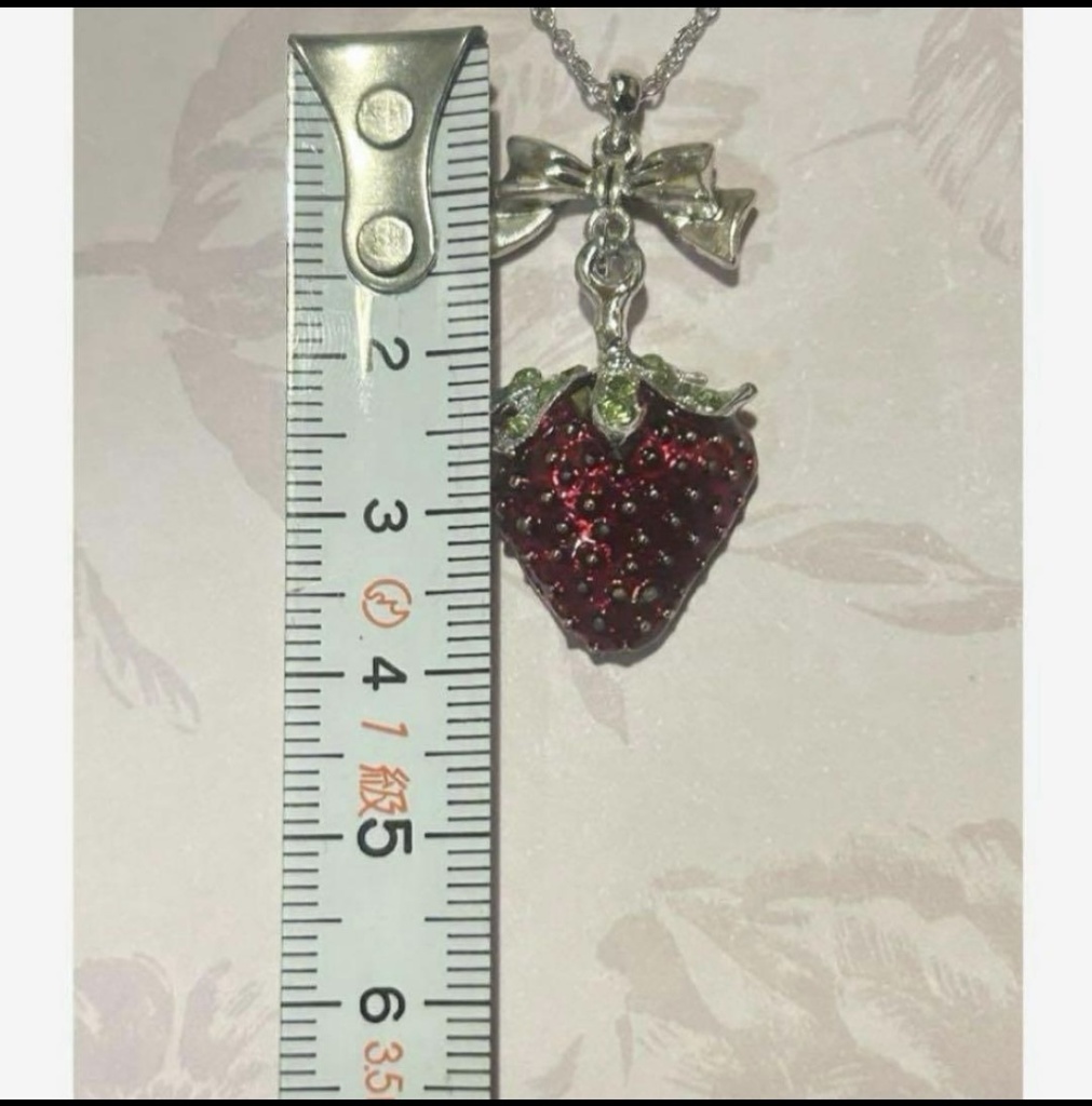 いちご♡リボンネックレス 量産型 地雷 ゴスロリ ロリータ 天使界隈