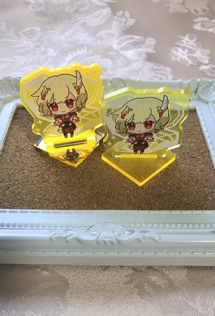 ゆらゆらフィギュア&アクリルスタンド&ドミスト