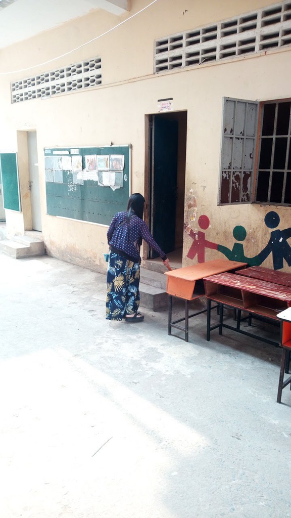 カンボジア孤児院風景