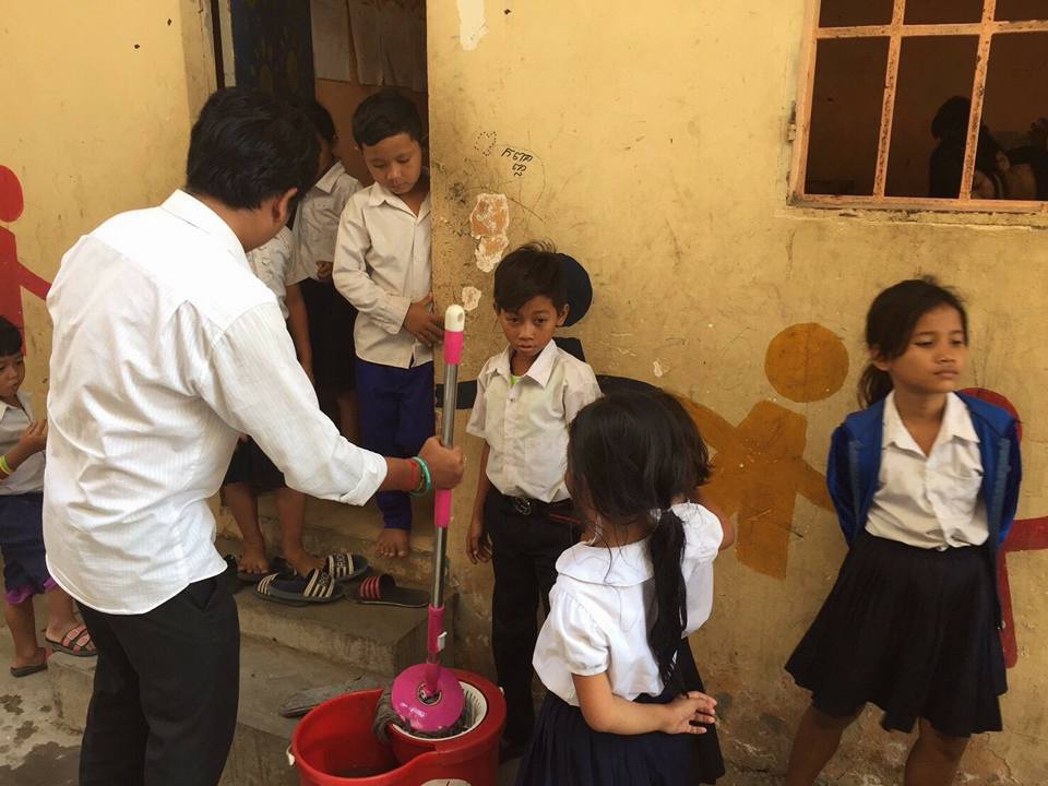 カンボジア孤児院風景