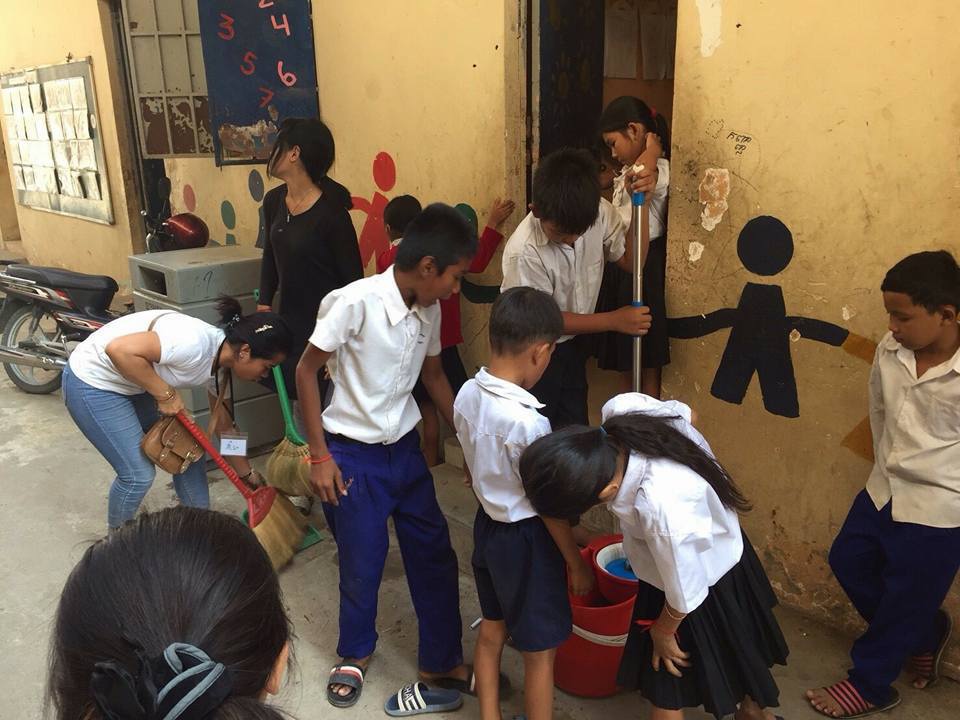 カンボジア孤児院風景