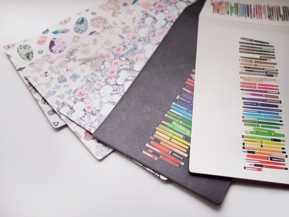 万年筆イラストブックカバー