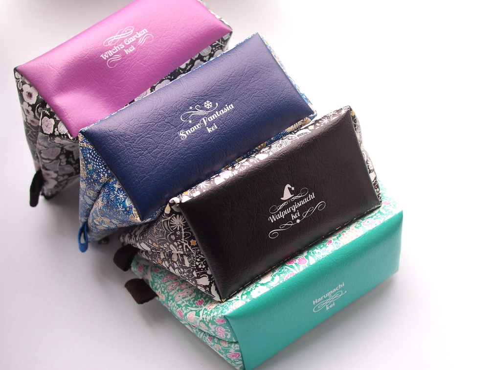 万年筆イラスト図案・三角ポーチ