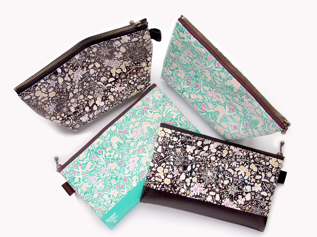 万年筆イラスト図案・平ポーチ