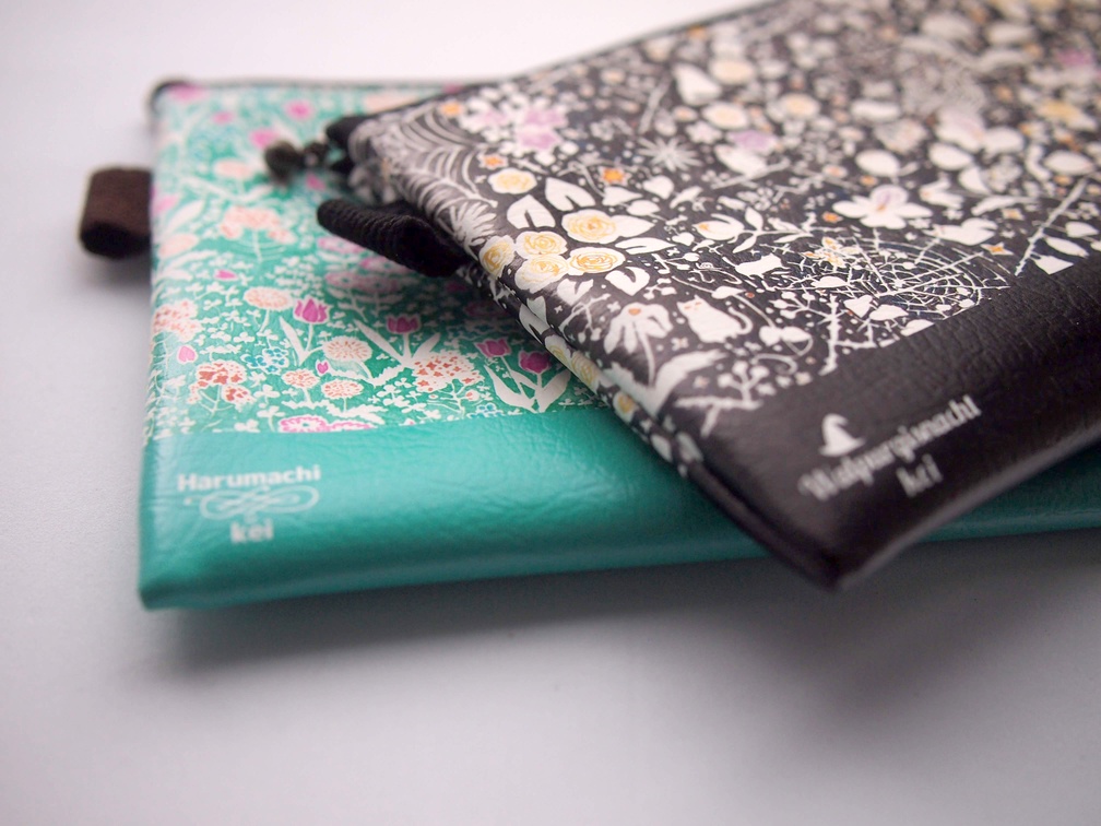 万年筆イラスト図案・平ポーチ