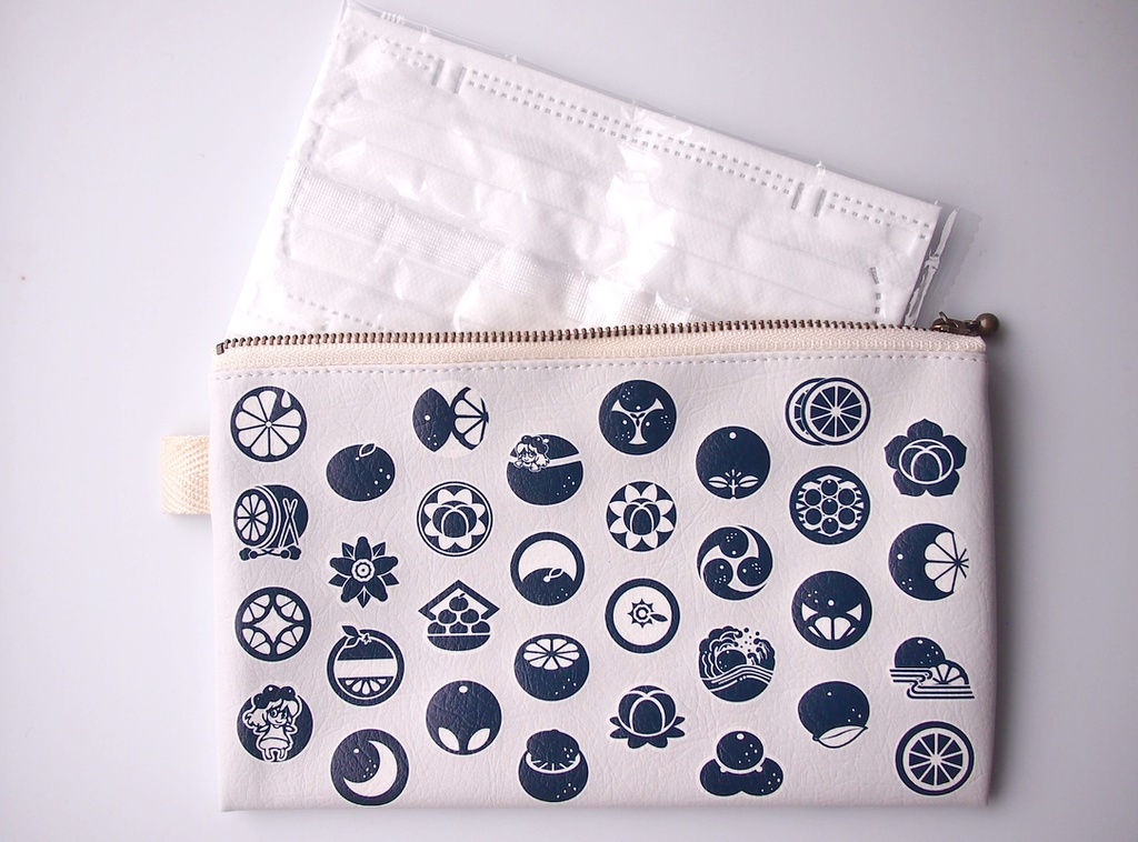 2020SS/万年筆イラスト図案・ななみかん・平ポーチ