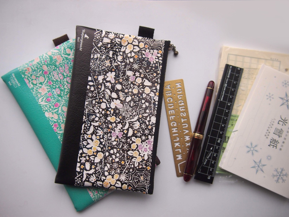 2020SS/万年筆イラスト図案・ななみかん・平ポーチ