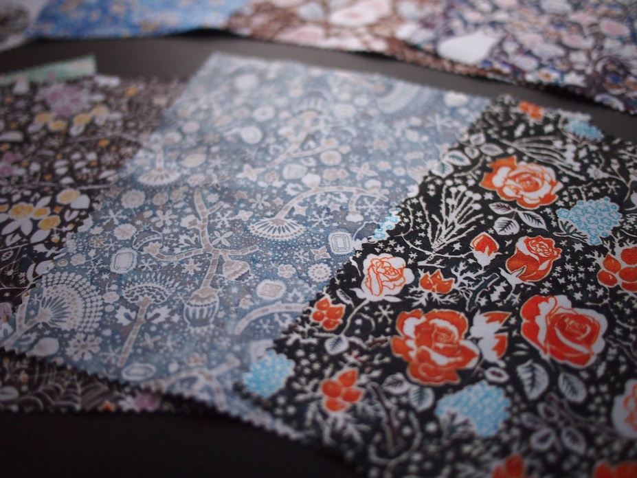 2020 万年筆イラストマルチクロス