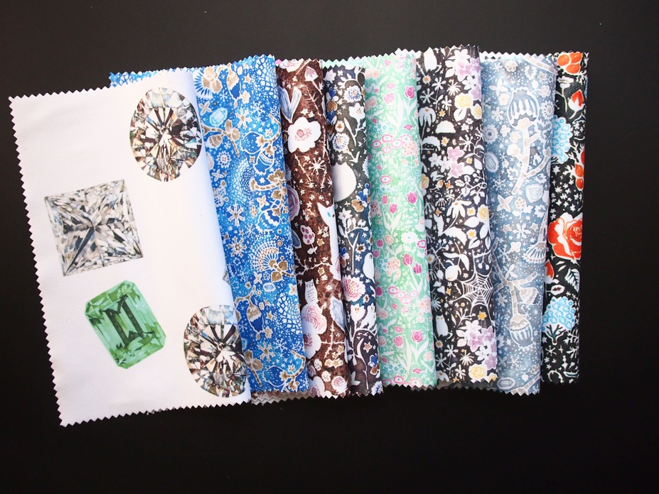 2020 万年筆イラストマルチクロス