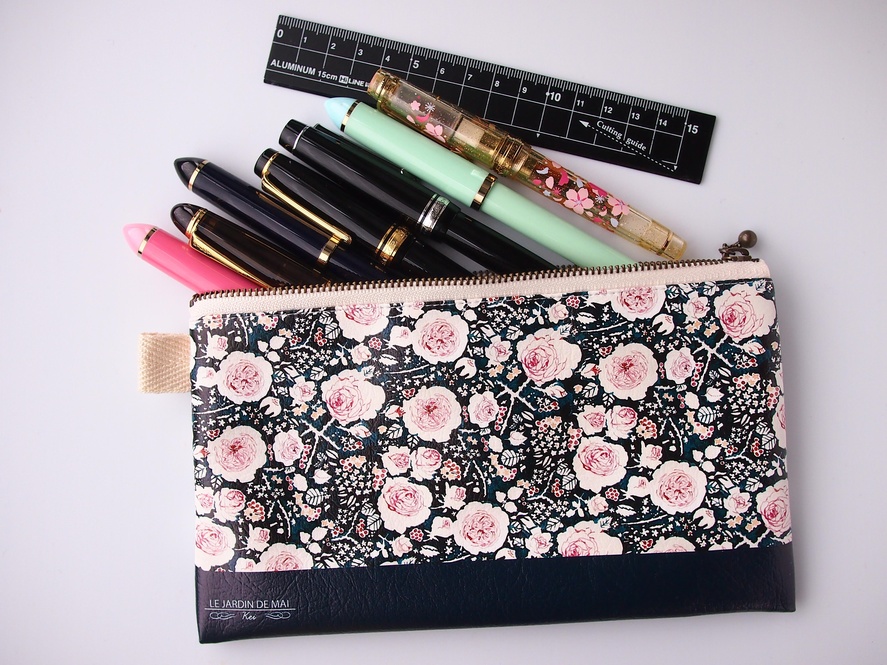 2021 SS/万年筆イラスト図案 フラットポーチ