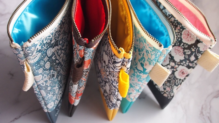 2021 SS/万年筆イラスト図案 フラットポーチ