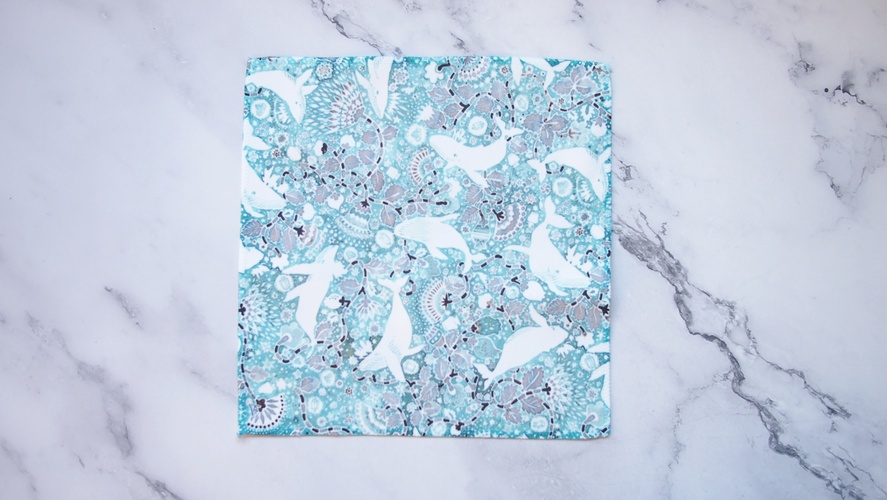 【KUJIRANO FANTASIA 】図案ミニハンカチ