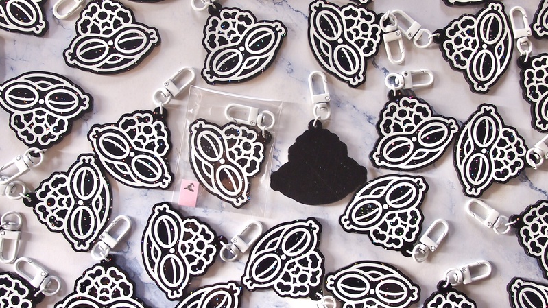 遮光器土偶アクリルキーホルダー