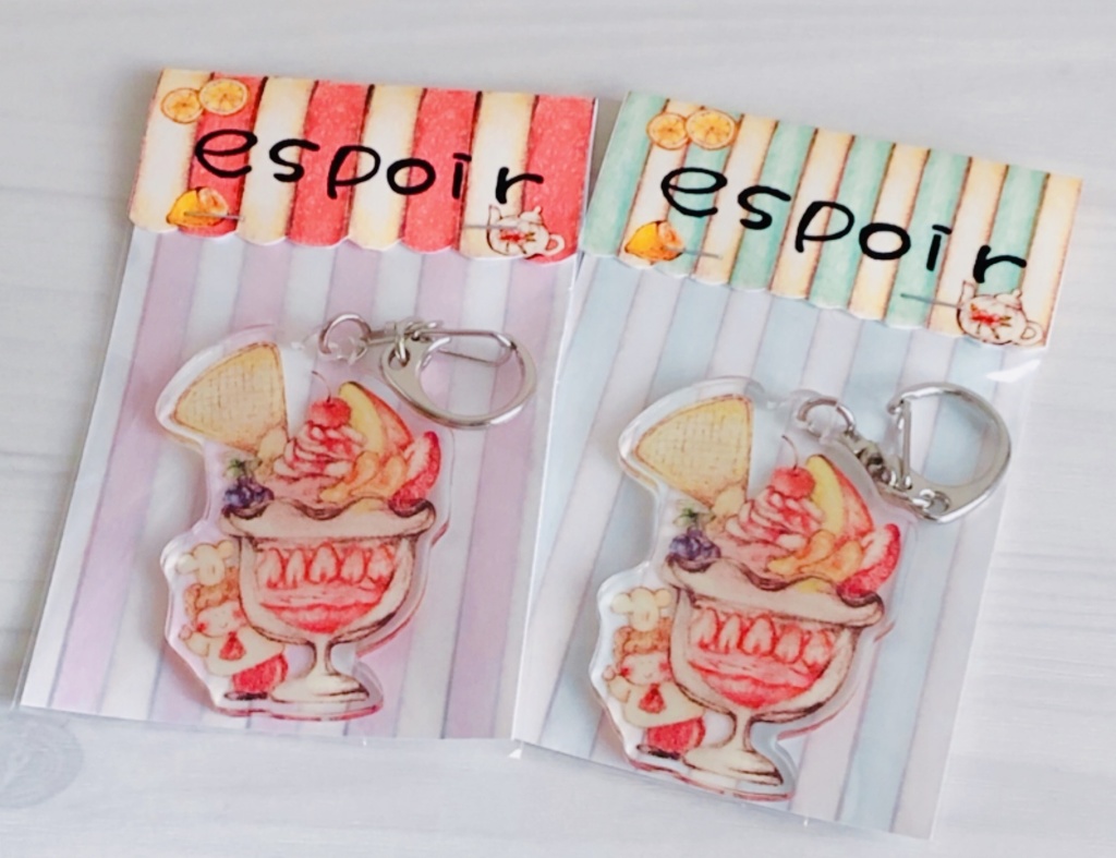 アクリルキーホルダー