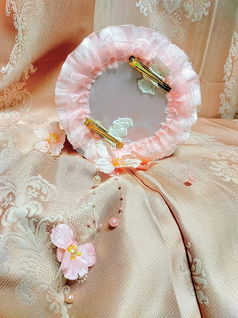 桜こぼれるピンククラウン型ヘッドドレス♡フリル付き王冠