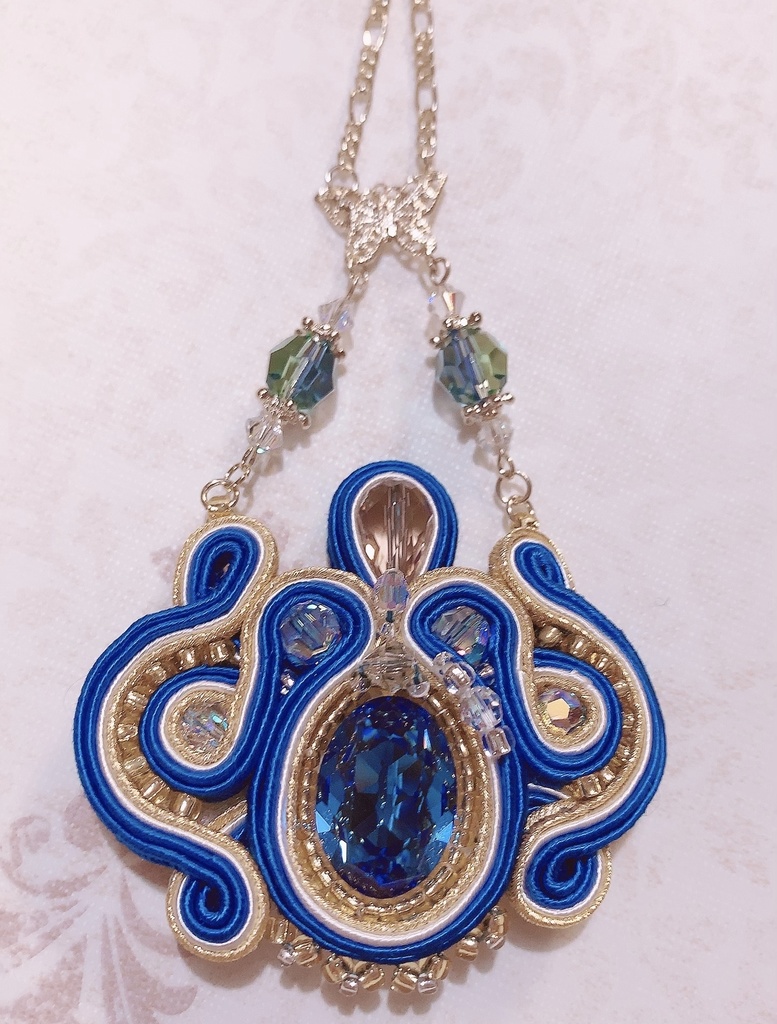 近侍ネックレス 三日月宗近