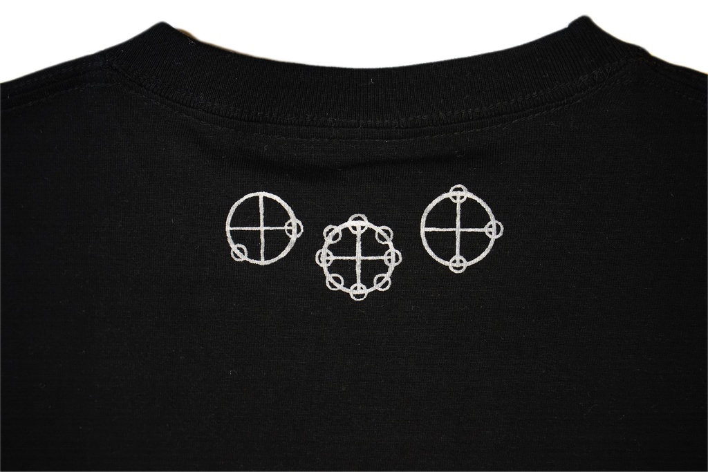 Holy Beggar Tシャツ