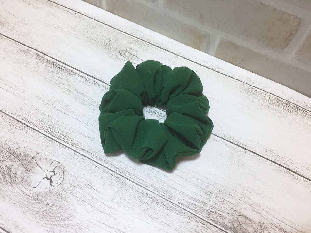 シフォンシュシュ（濃緑）