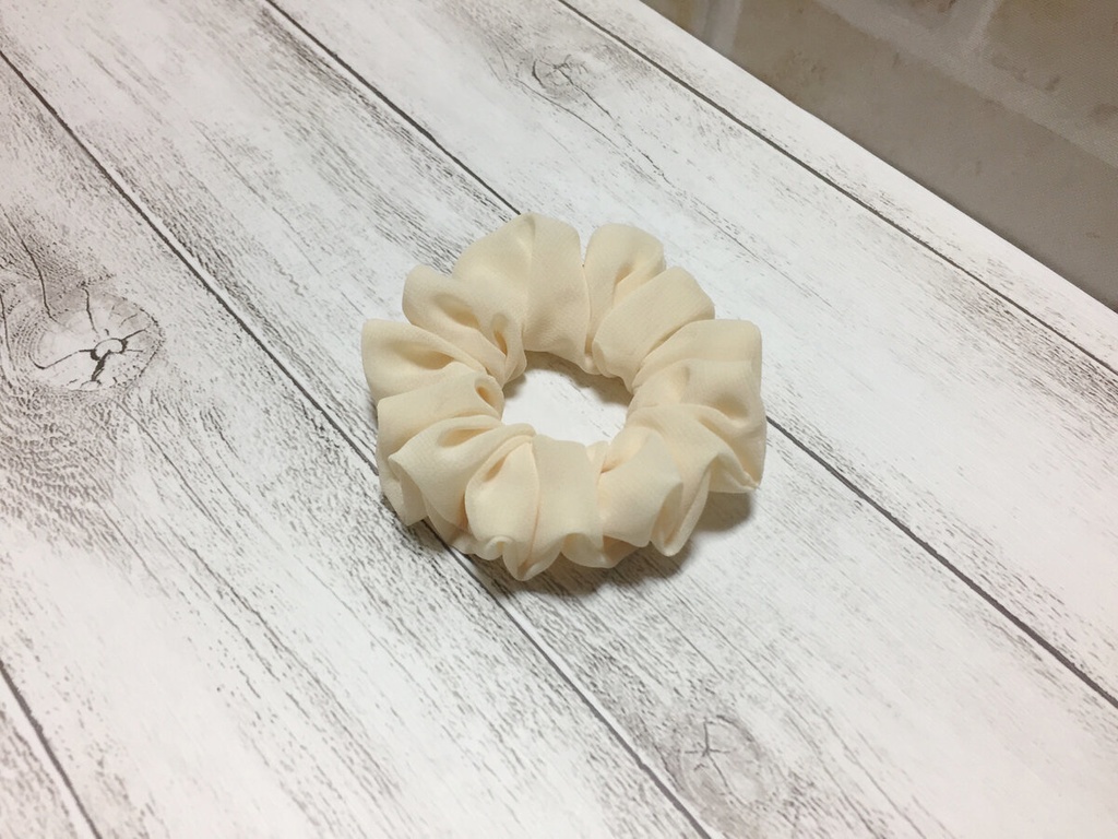 シフォンシュシュ（生成）（小さめ）