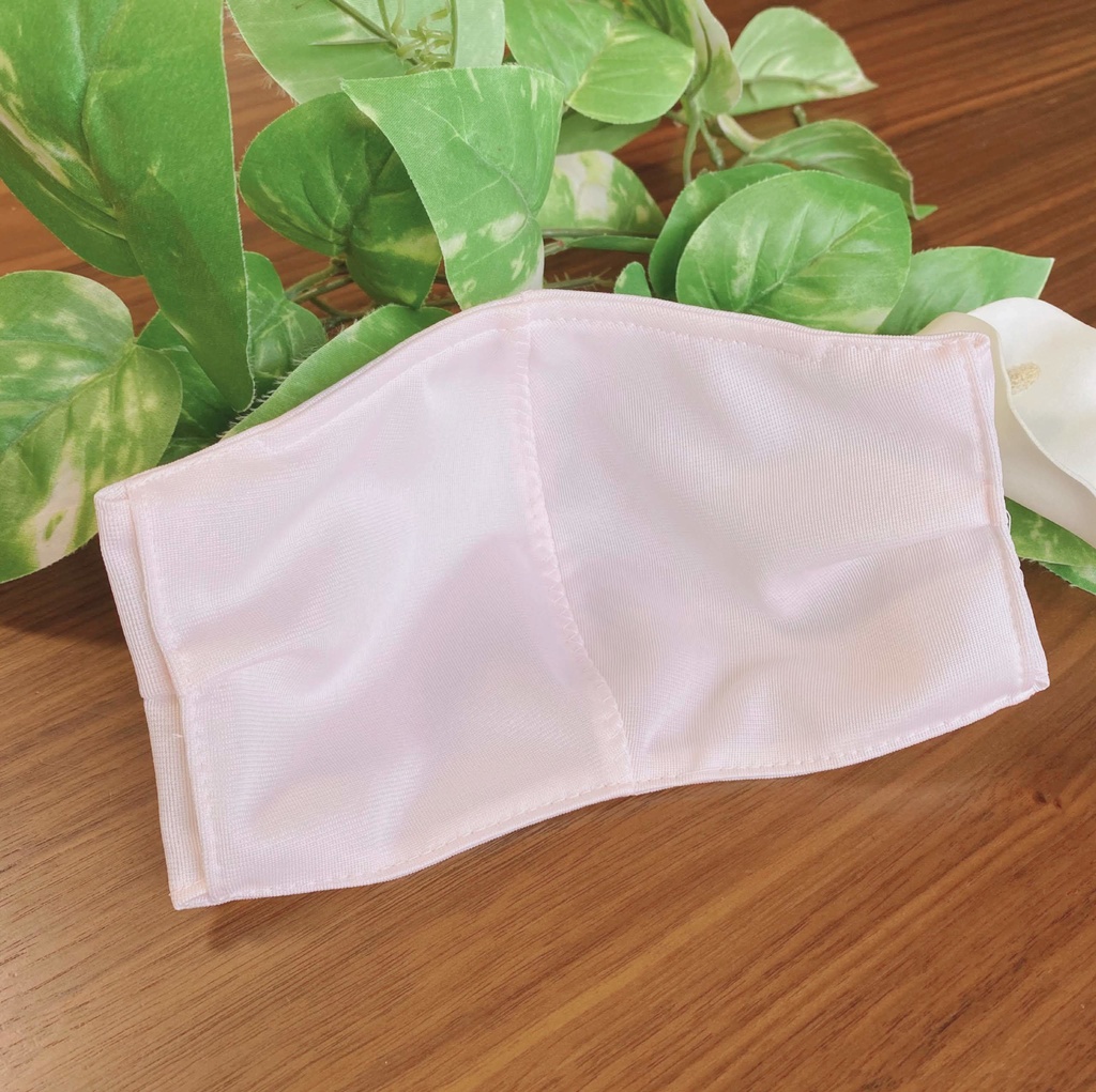 3wayハンドメイド立体マスクカバー、インナーマス。シンプルなピンク色、桜色。