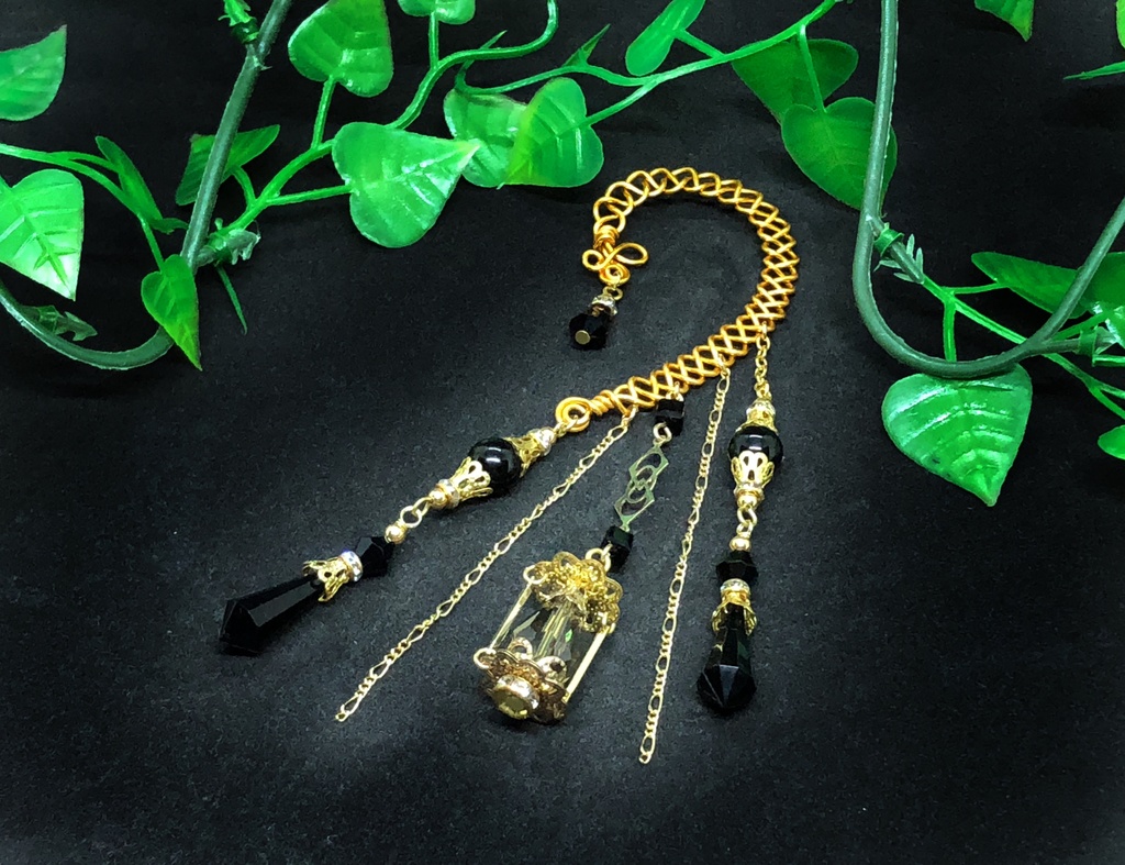 魔法のランタン 手作り土台のイヤーフック 黒 グレー