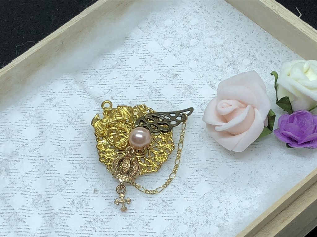 ブローチ ドラゴン 羽 クラウン クロス