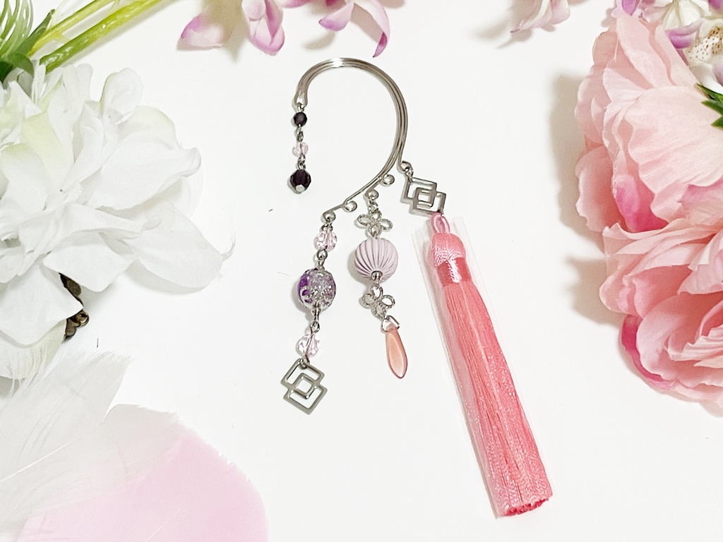 タッセルのイヤーフック シルバー ピンク ホワイト パープル