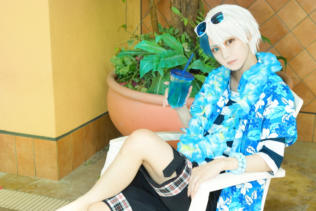 創作写真集『BLUE HAWAIIAN』