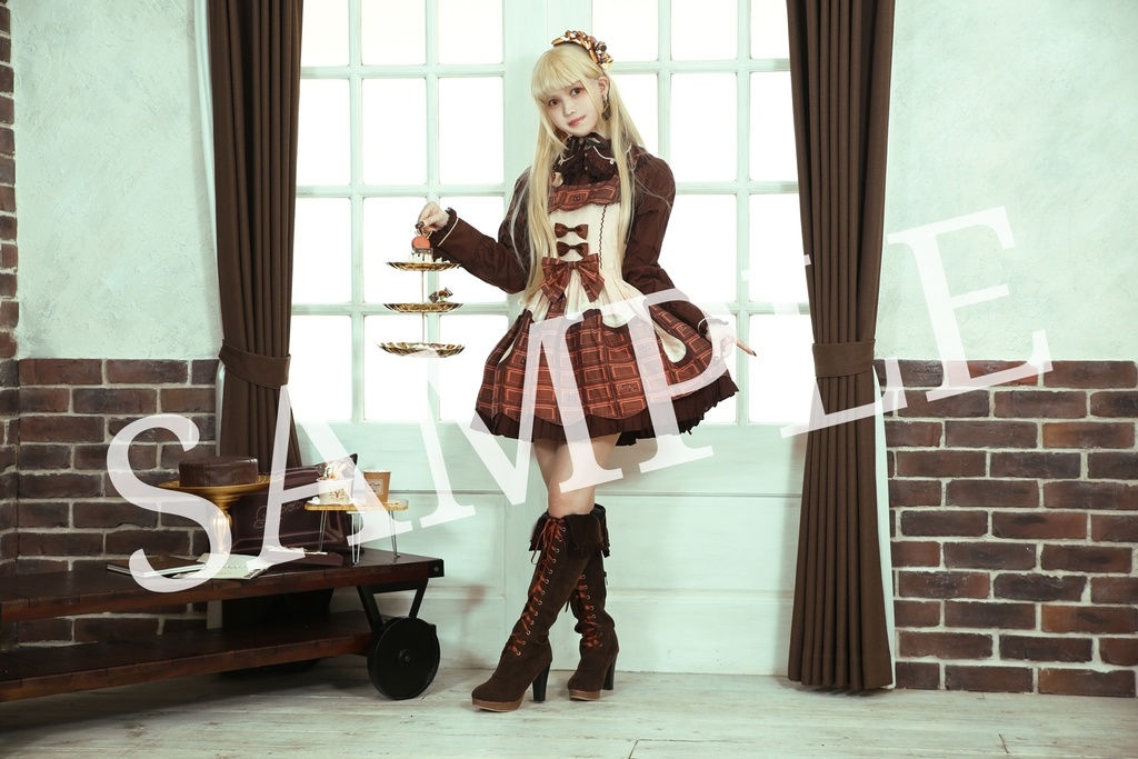 創作チョコレート写真集『SACHERTORTE CHOCOLATE』UMI TOMA