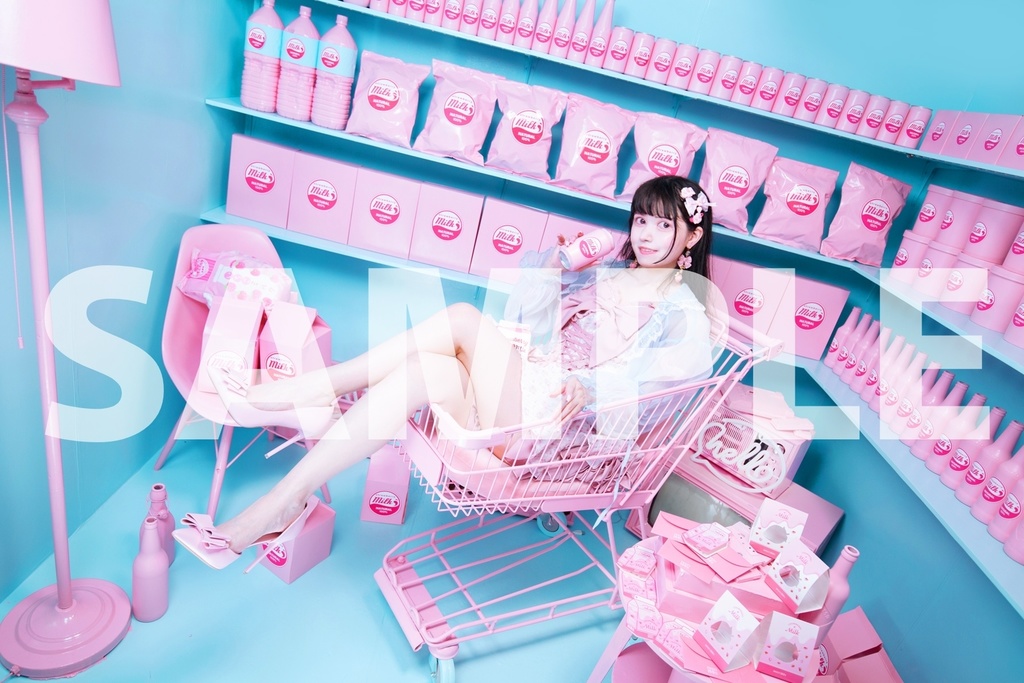 創作写真集「STRAWBERRY MILK」コンセプトフォトCDアルバム