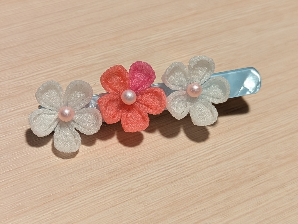 手作りヘアアクセサリー
