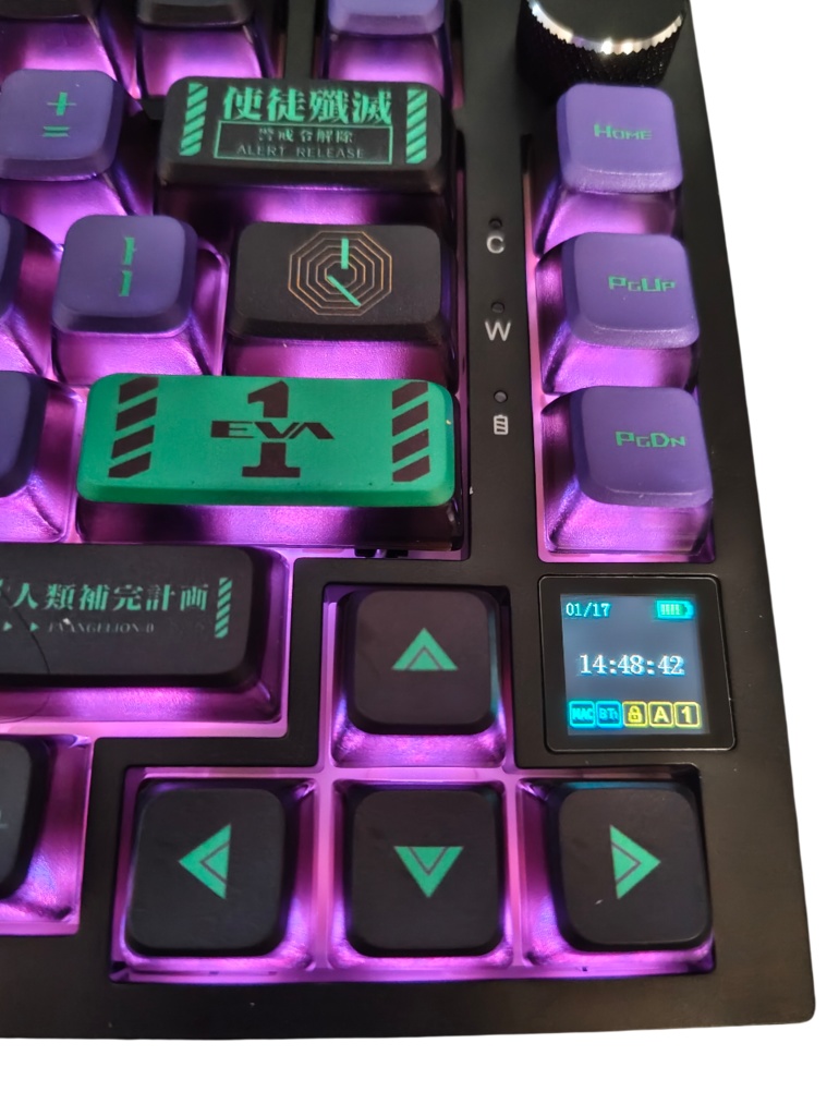 KB820-01:EVA初号機カラー(Bluetooth 5.1 / 2.4Gワイヤレス / 有線USB Type-C)