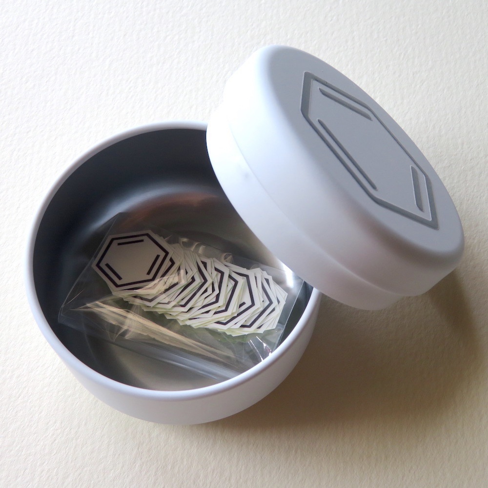 ベンゼン缶 ホワイト 【ベンゼンシール30枚入り】