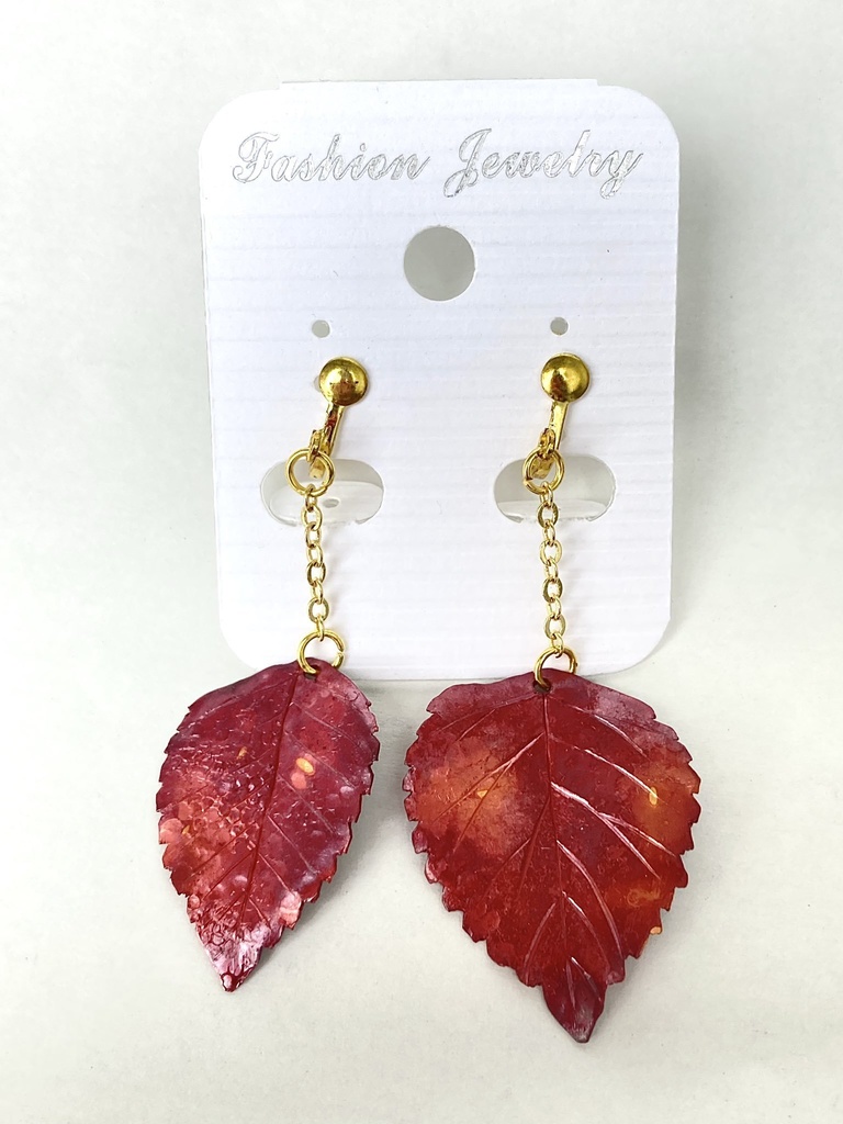 緋銅の紅葉イヤリング【ピアス変更可】