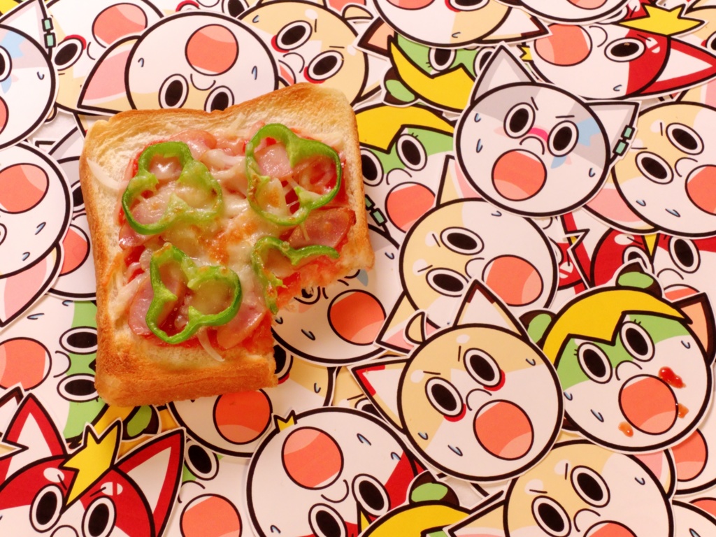 ぴざぱんくれいじーシャツ