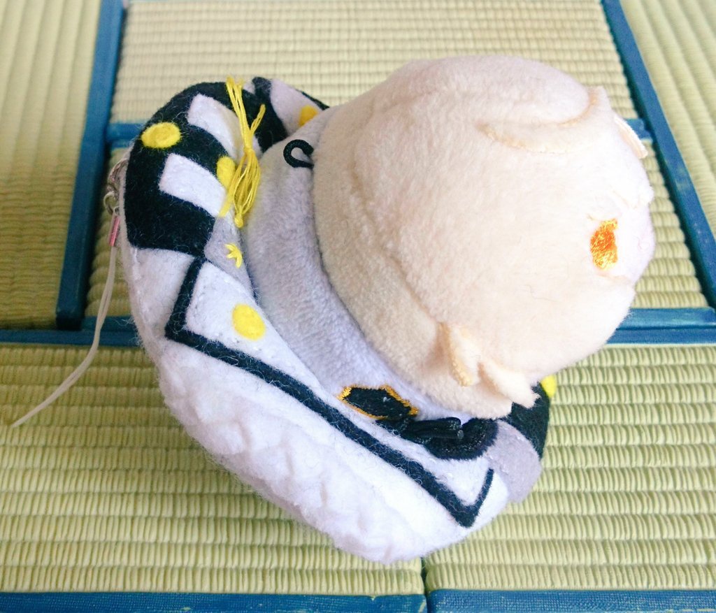 マスコットスタンド【髭切・膝丸・鶯丸】