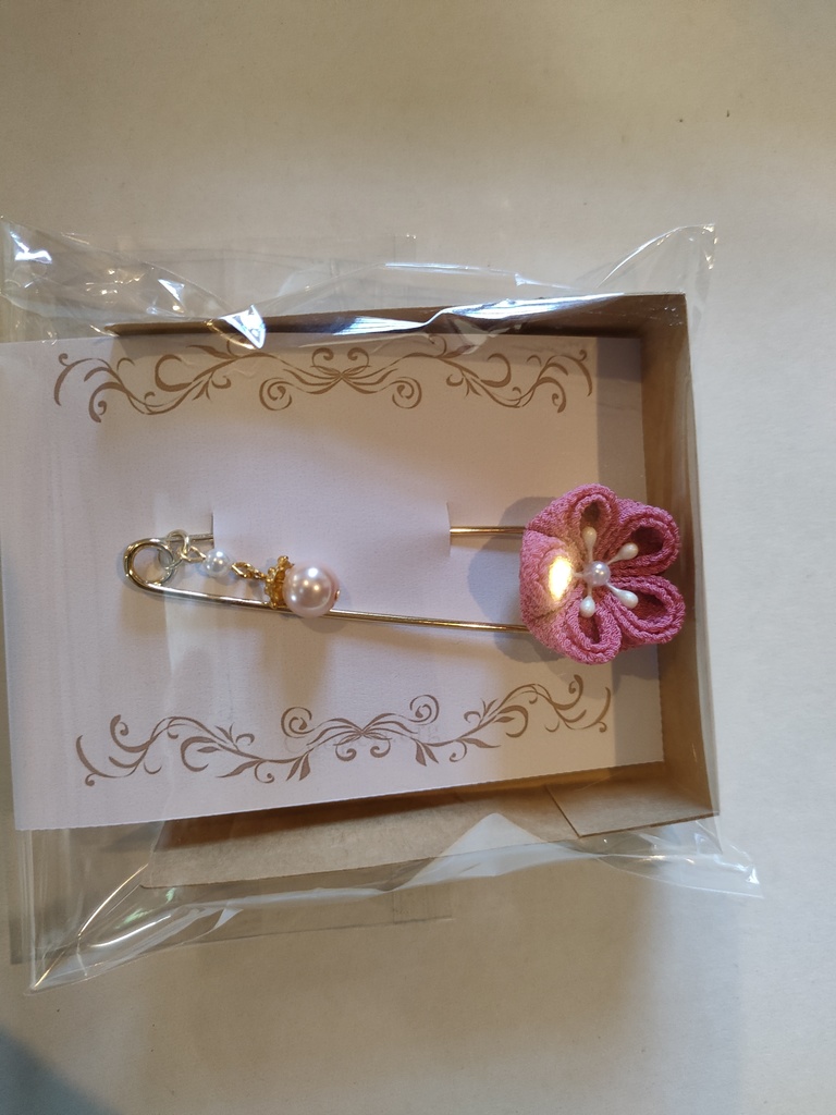 つまみ細工 お正月(梅)