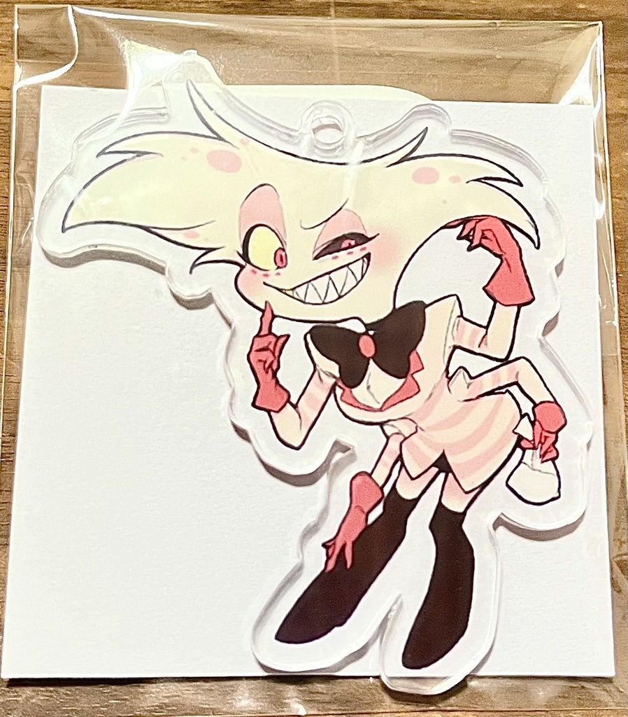 HZBN アクリルキーホルダー