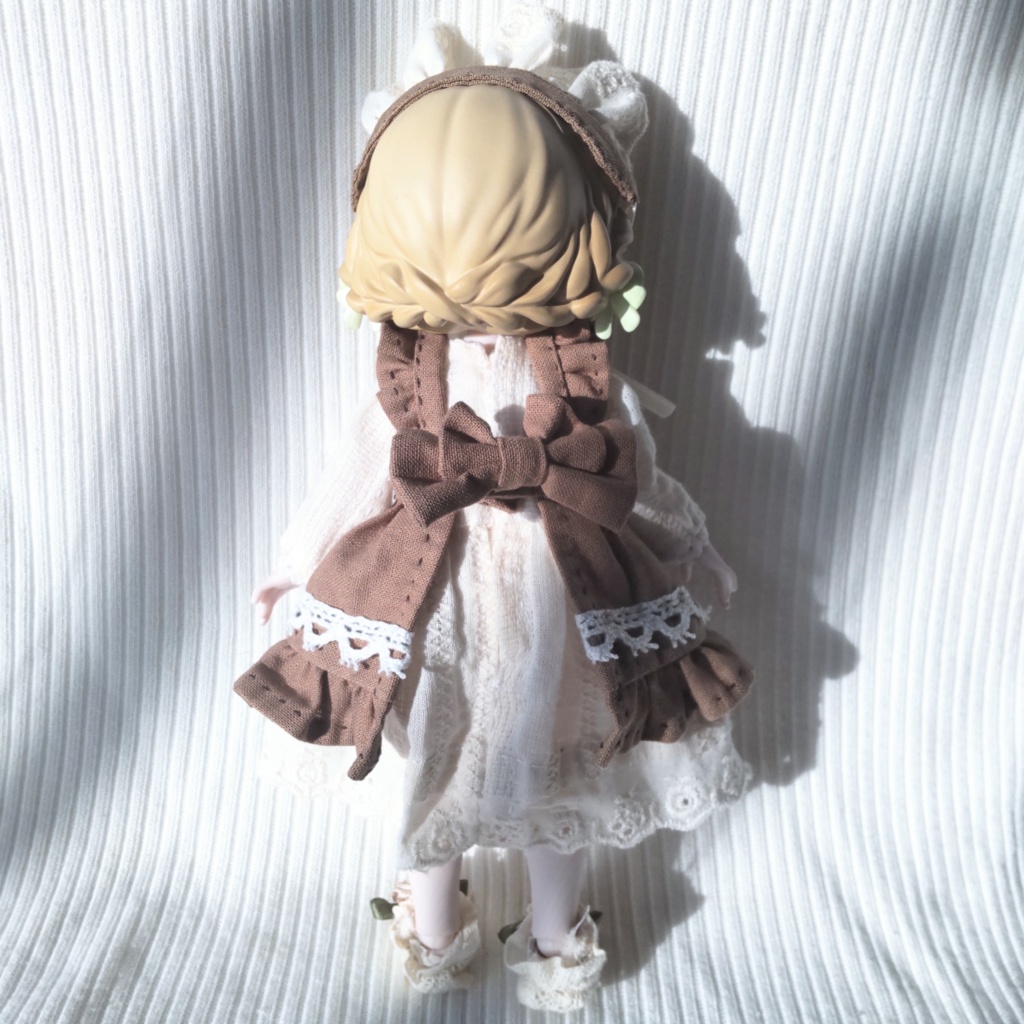 カントリーなエプロンドレスセット（1/8スケール）