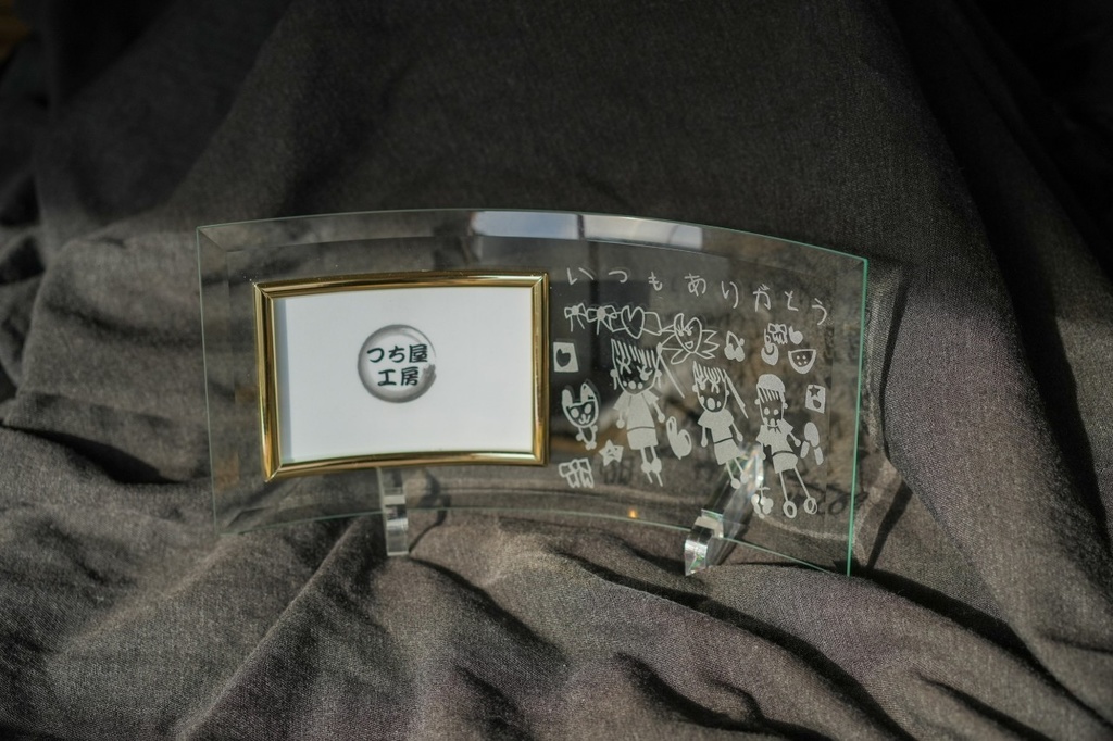 【世界にひとつの直筆彫刻】オリジナルフォトフレーム