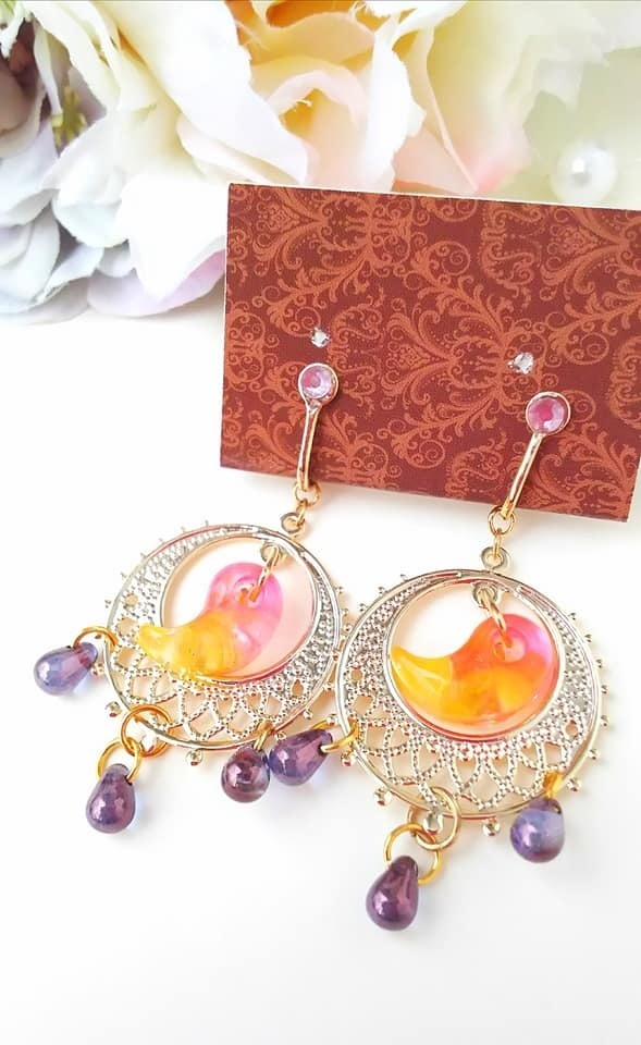 オルゴナイト勾玉のアラビアンナイトイヤリング【ピアス交換可】