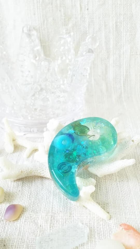 海の魔法勾玉オルゴナイト