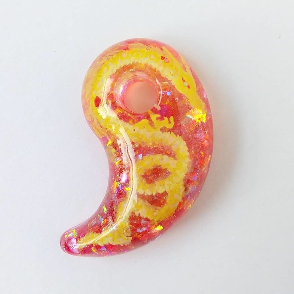 龍と炎のオルゴナイト勾玉