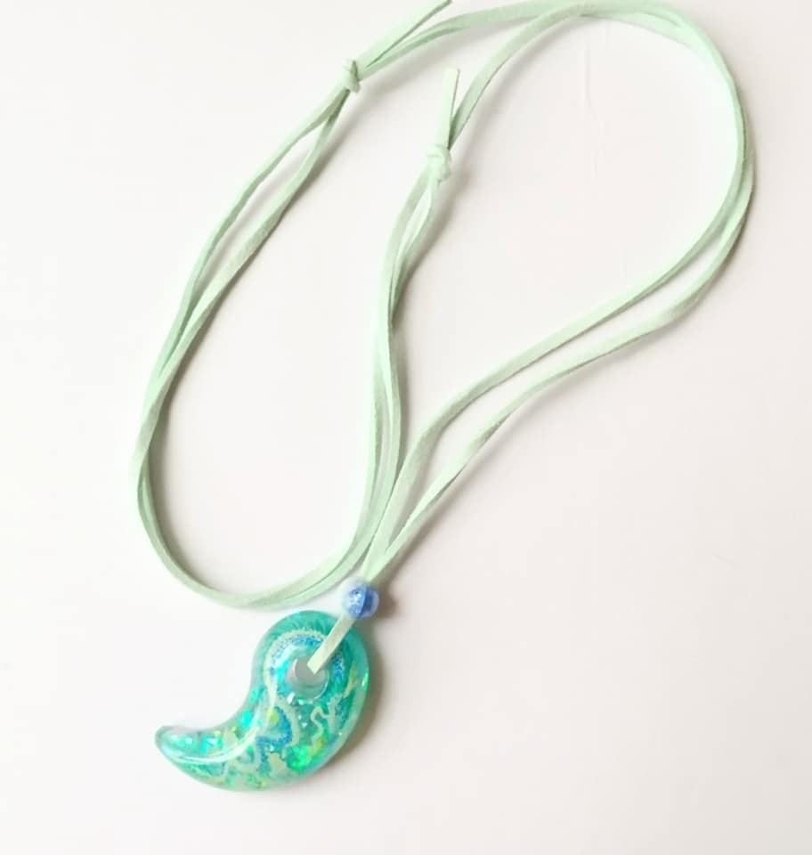 青龍のオルゴナイト勾玉