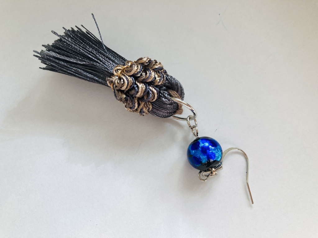 于禁 イメージピアス