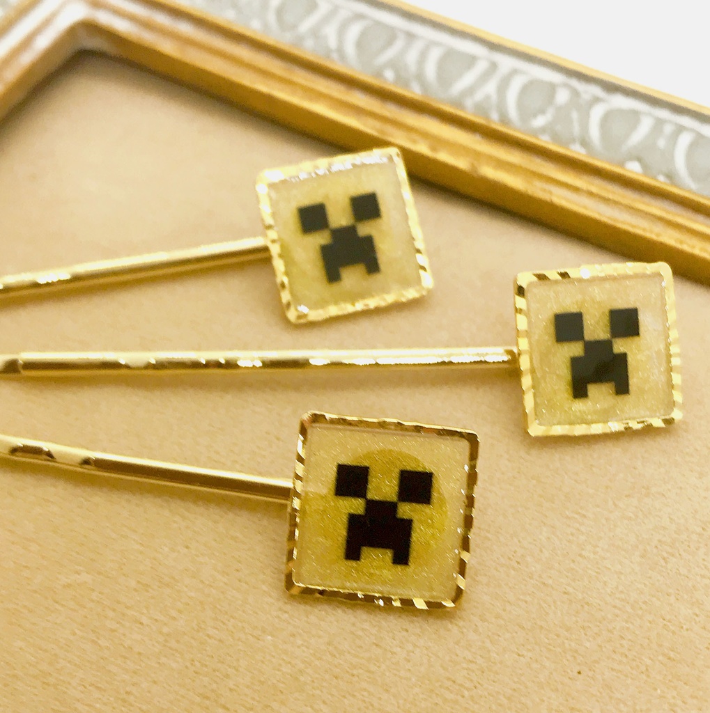 【準新作】MOBフェイス ヘアピン