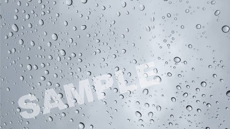 雨の日の窓ガラス01【動画素材】