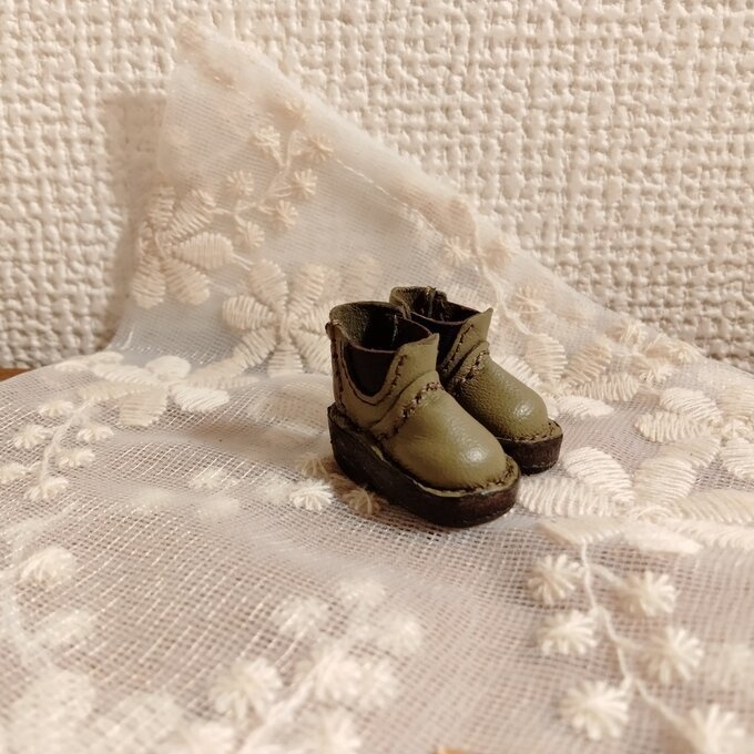 ミディブライス/オビツ11サイズ サイドゴアブーツ オリーブ