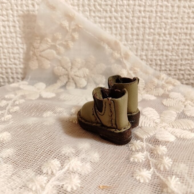 ミディブライス/オビツ11サイズ サイドゴアブーツ オリーブ